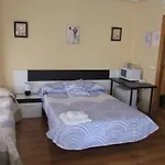 Hostel Becares *