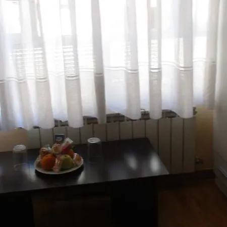 Becares Hostal