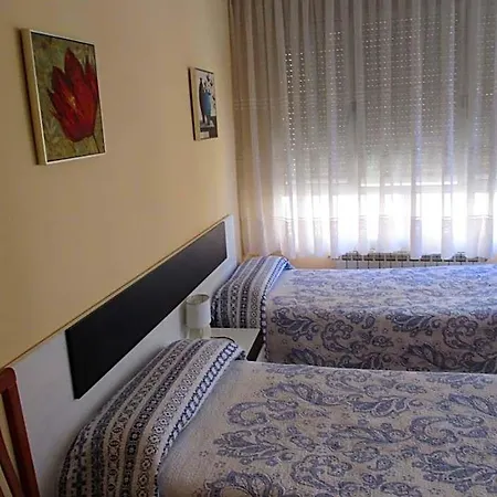 Hostal Becares